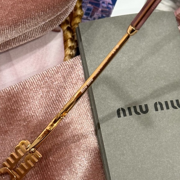 Miu Miu Oval Sunglasses | Gold Frame & Pink Lenses | Full Set - Picture 4 of 14